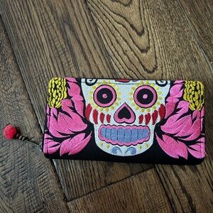 LUMILY Colorful Skull Embroidered Wallet
